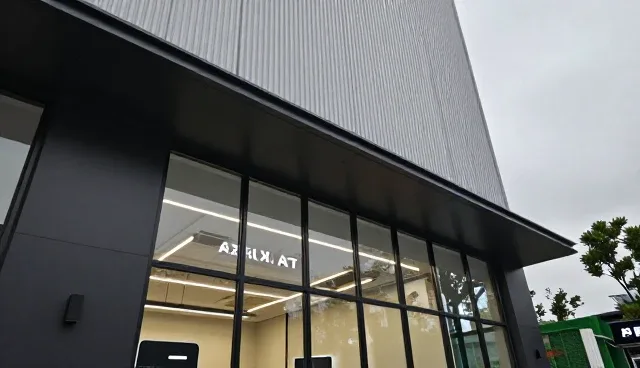 材料供应如何适应性能与适用条件的双重挑战
